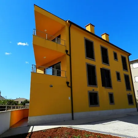 Suncokret Yourcroatiaholiday *